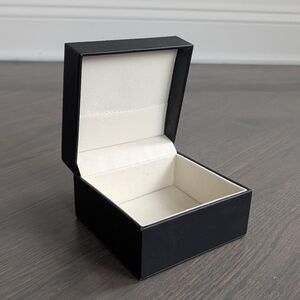Premium Black Faux Leather Watch Box – White Stitching & Cream Interior